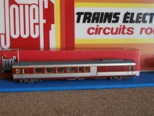 SNCF VOITURE GRAND CONFORT 1ère classe/FOURGON AVEC AMENAGEMENT JOUEF REF 8642