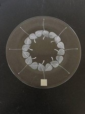 Plat En Verre Lalique Avec Ornement En Feuille