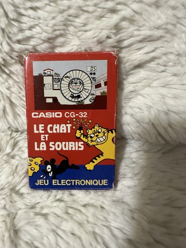 Jeu électronique chat - chat, et