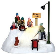 Lemax Enfants Sur Piste Roulotte - Ready To Launch Code 14330 Village Crèche