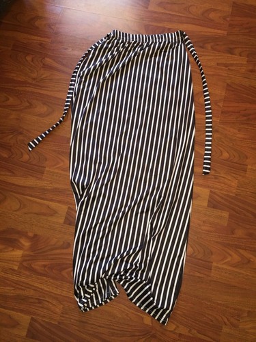 Black and white stripe - and,