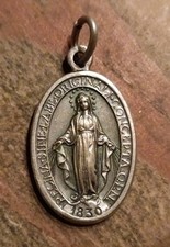  Médaille Religieuse Ancienne