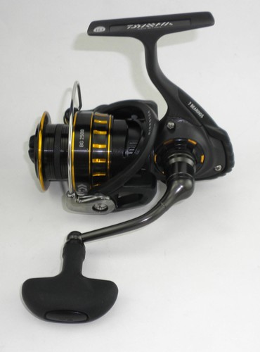 Daiwa bg2500 noir spinning - daiwa, or