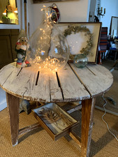 table de jardin bois. Table ancienne de brocante. Très bon état.