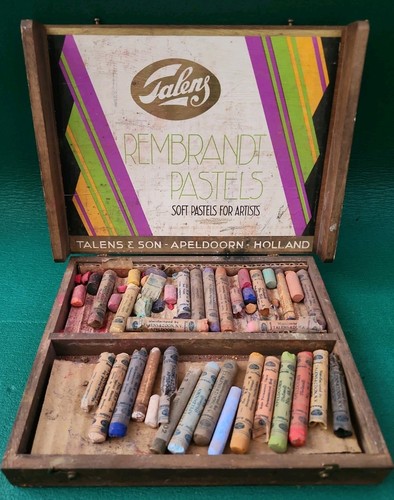 Vtg box set - set, soft