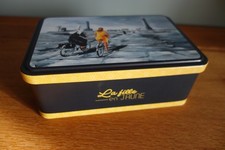 Boite métal à biscuit - La Fille en Jaune - La Trinitaine