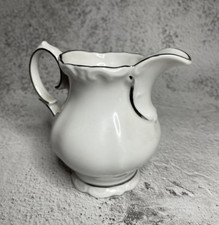 Pot à lait ou crème / petit