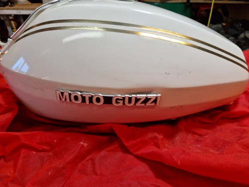 Réservoir moto guzzi - moto, t3
