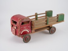 Camion plateau à ridelles en bois longueur 21 cm RARE