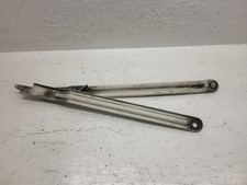 Barre maintien capot moteur pour Peugeot 205 essence avec 3 portes de 1988