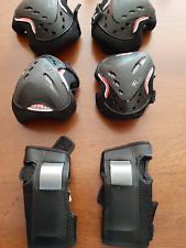 lot de protections enfant Fila