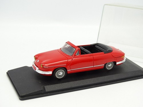 Leader résine panhard - résine,