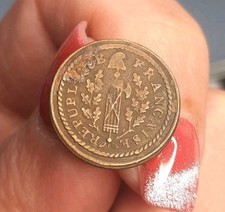 P95404 Rare bouton Révolution