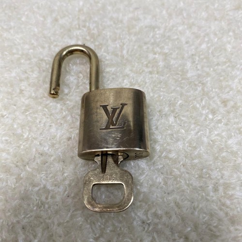 Serrure cadenas louis vuitton - serrure,