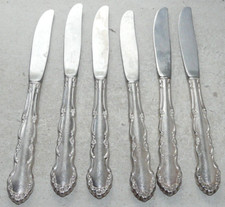 LOT DE 6 COUTEAUX A ENTREMET