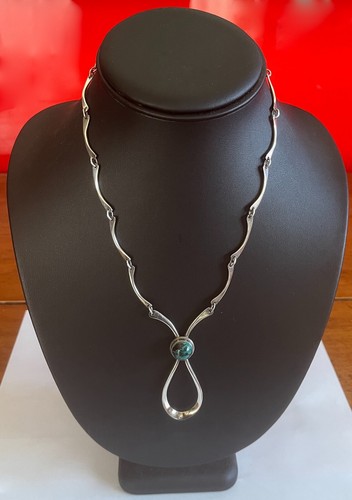 Chaine articulee pendentif - articulee/,