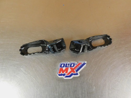 Cales pieds yamaha - pieds,