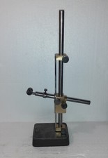 UN TRUSQUIN IL ME SEMBLE, PROVIENT D'UN COLLECTIONNEUR D' OUTILS ANCIENS