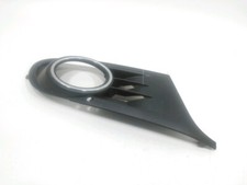 ENJOLIVEUR DE CALANDRE DROIT