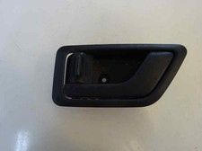 poignée intérieure avant