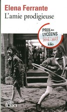 Livre Poche l'amie prodigieuse Elena Ferrante éditions Folio Gallimard 2014 book