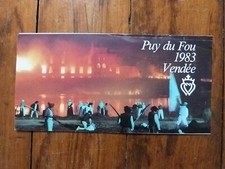 Ancien dépliant quadiptyque avec bulletin réservation-Cinescénie-Puy Du Fou 1983