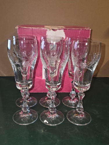 Lot verres pieds cristal - verres,