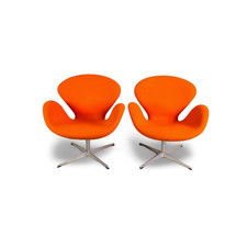 2 x original Fritz Hansen swan