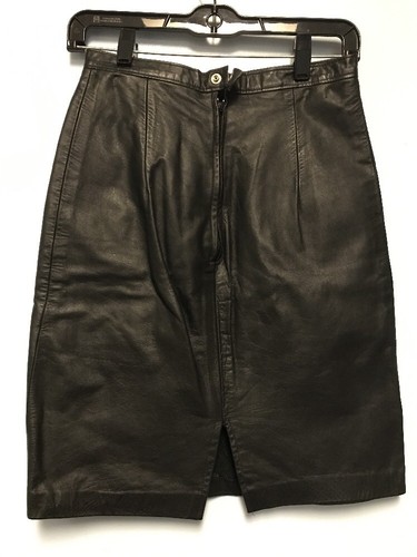 Size black leather mini - size,