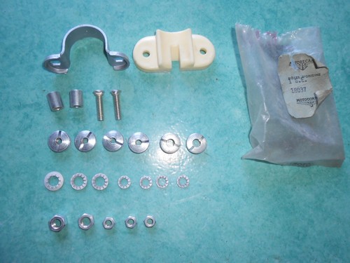 Fixations tablier motobécane - fixations,