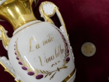 rare vase époque Restauration,voluté,avec message milice,H 205mm,P 454g