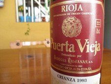 Bouteille de Vin Porte Vieux