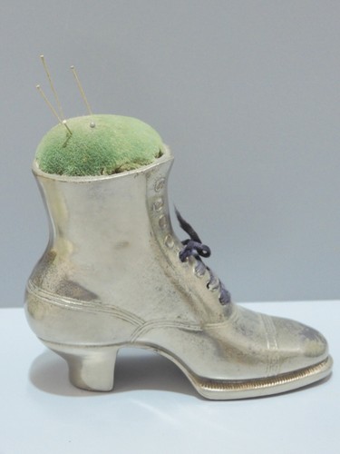 Pique aiguilles couturiere - -,