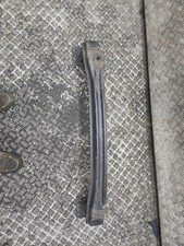 Renfort pare choc avant