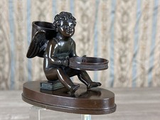 Ancien encrier en bronze Empire Amour Putto ailes assis sur un livre 19ème