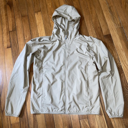 Nwot uniqlo pocketable parka - nwot,