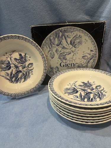 Huit assiettes creuses - huit,