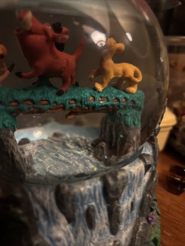 Traditional disney lion king - lion,