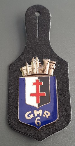 Insigne badge sur cuir - insigne,