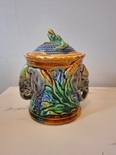 Ancien pot à tabac Tabatière Barbotine d'Onnaing Têtes d' éléphant 179