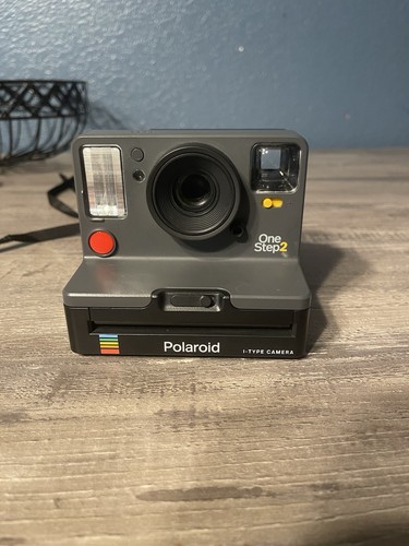 Polaroid one step type - 2, i-type