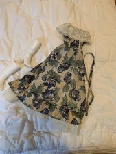 Tenue Yesterday de 1977 pour