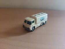 HUSKY MODEL 1/100: CAMION