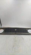 Calandre RENAULT R4 7704002230