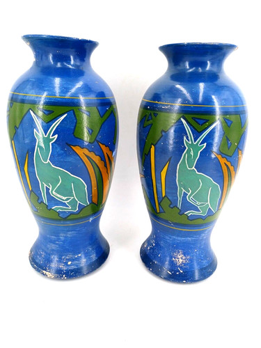 Paire vases terre cuite - de, en