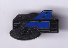 RARE PINS PIN'S .. TV RADIO