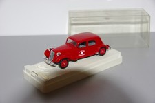 CIROEN TRACTION 15CV POMPIER