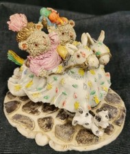 RARE Biscuit -- OURSONS Sur Chariot Tiré Des Chevaux - vintage Teddy Bear --TBE