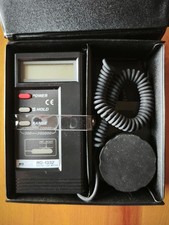 Luxmètre ROLINE RO 1332