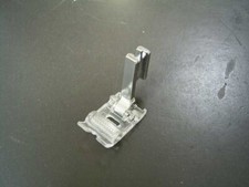 PIED DE BICHE ROULEAU POUR CUIR ATTACHE HAUTE POUR MACHINE A COUDRE